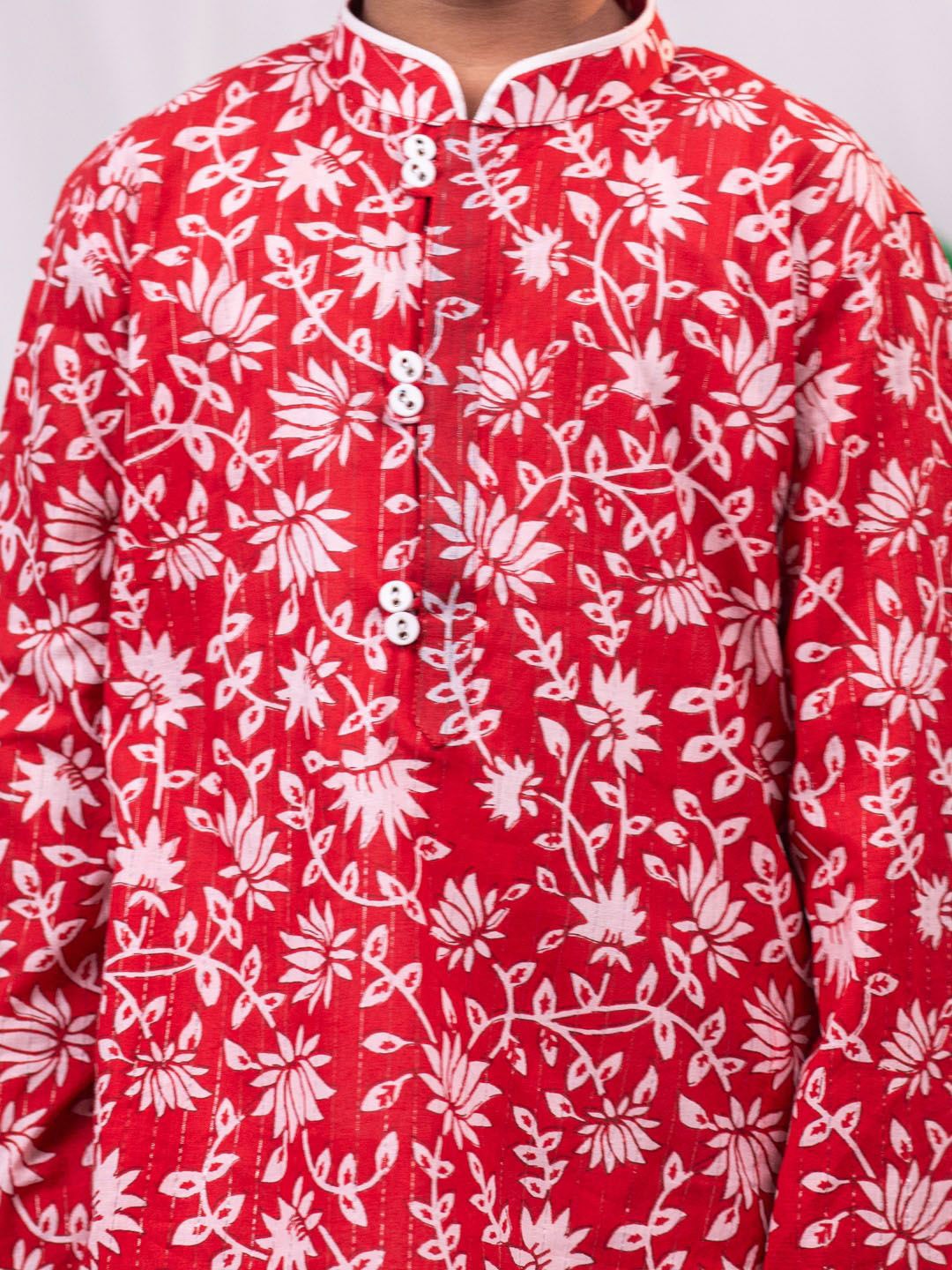 Boys Floral Printed Mandarin Collar Pure Cotton Straight Kurta With Pyjamas