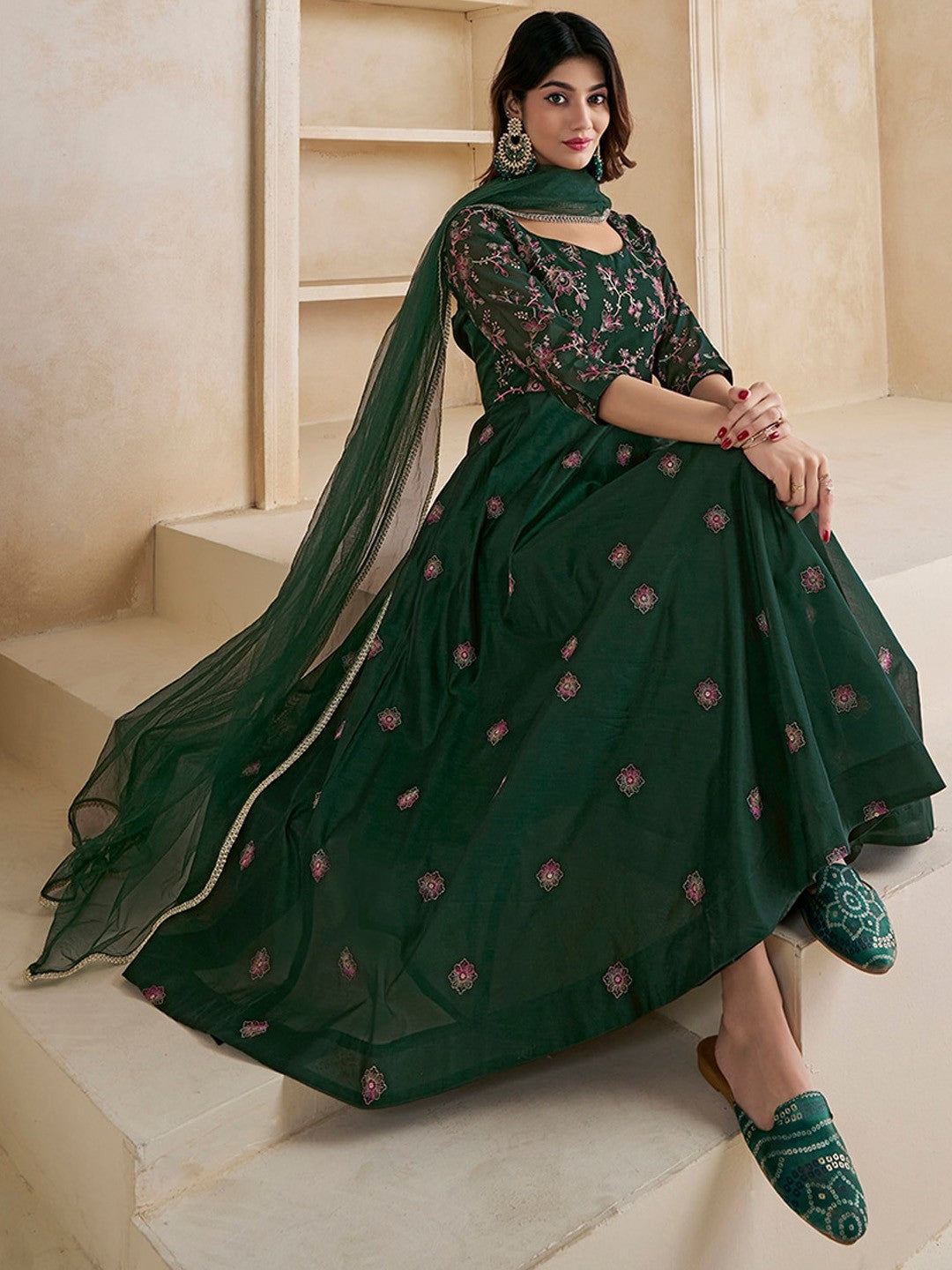 Floral Embroidered Thread Work Chanderi Cotton Kurta With Trousers & Dupatta