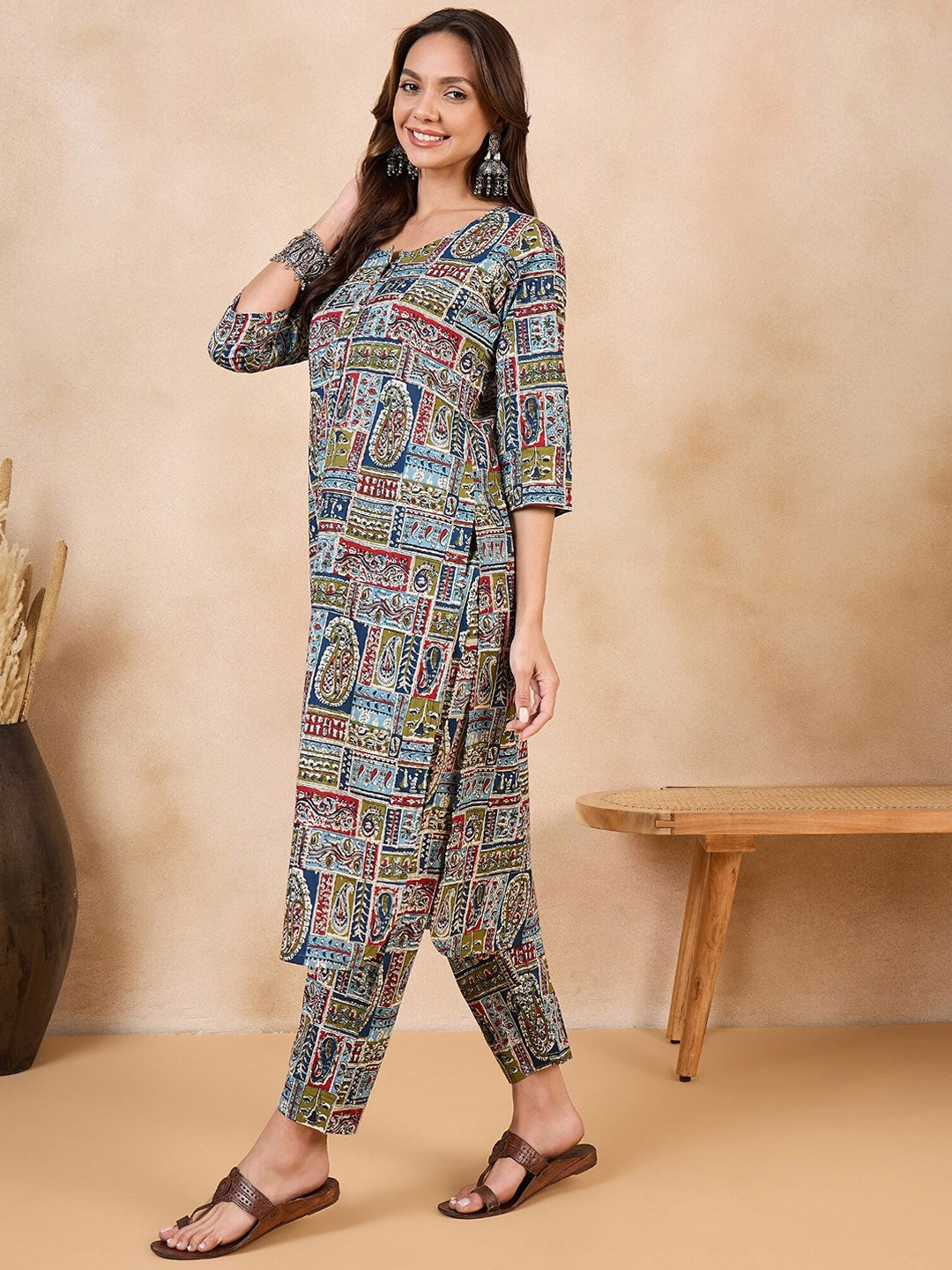 Ethnic Motifs Printed Pure Cotton Straight Kurta With Trousers