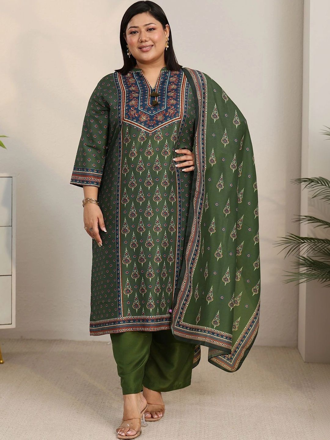 Women Ethnic Motifs Printed Regular Kurta with Palazzos & With Dupatta