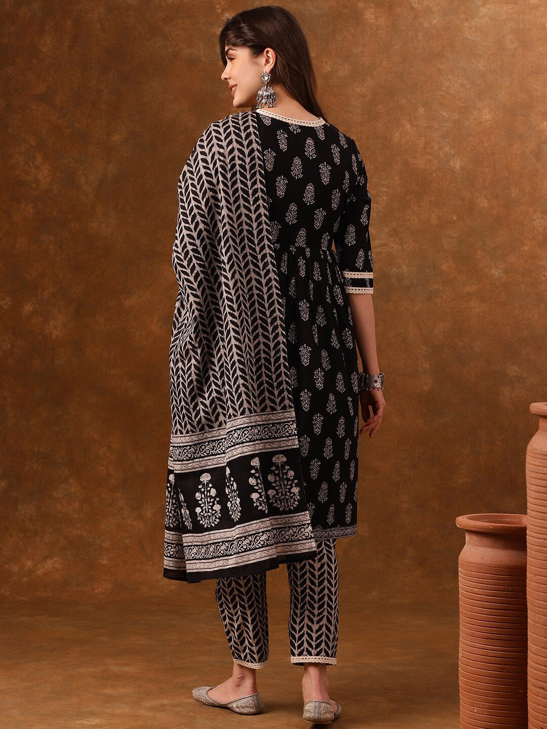 Ethnic Motifs Printed Gotta Patti Pure Cotton Kurta With Trousers & Dupatta