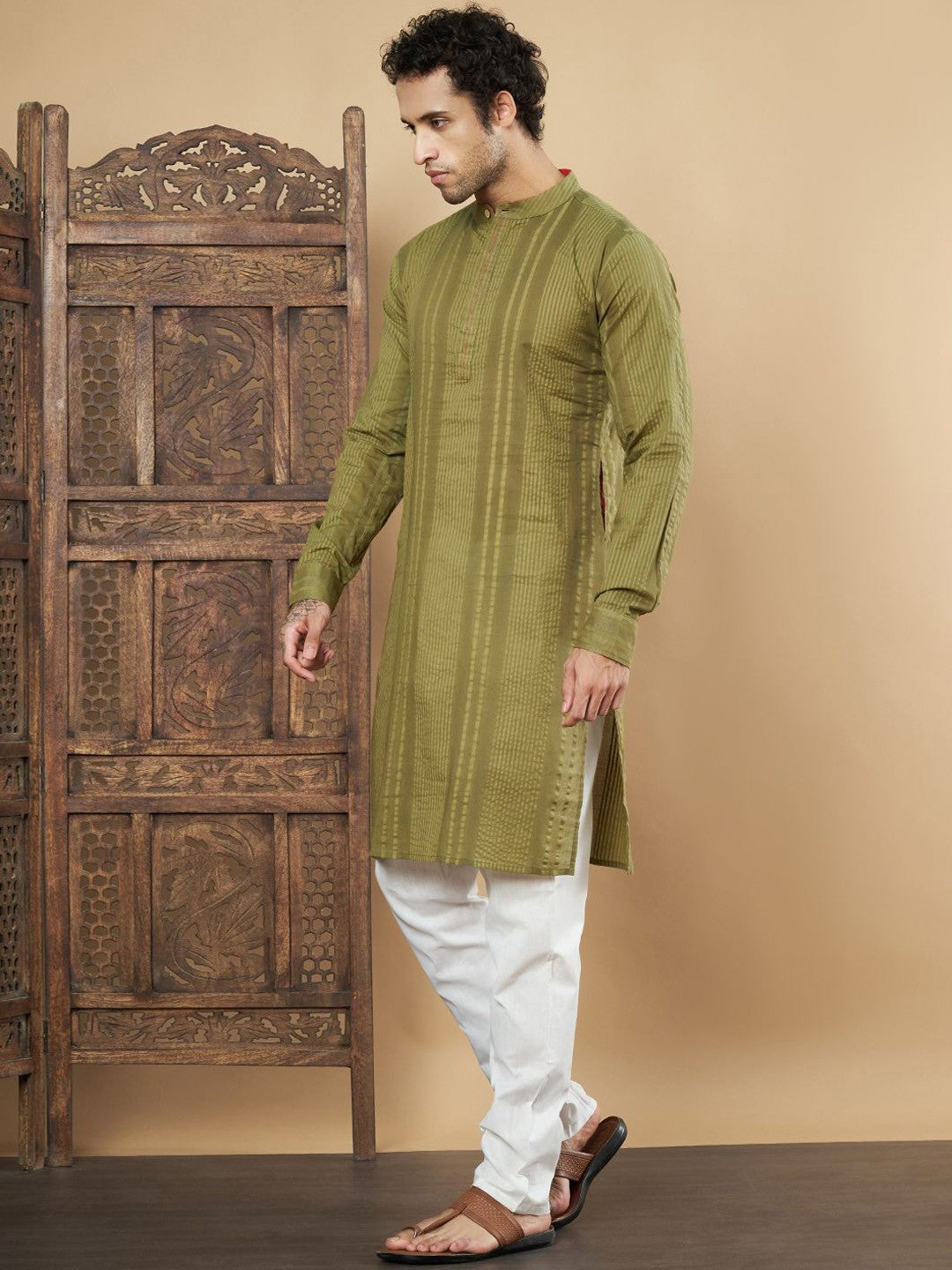 Striped Mandarin Collar Regular Pure Cotton Straight Kurta