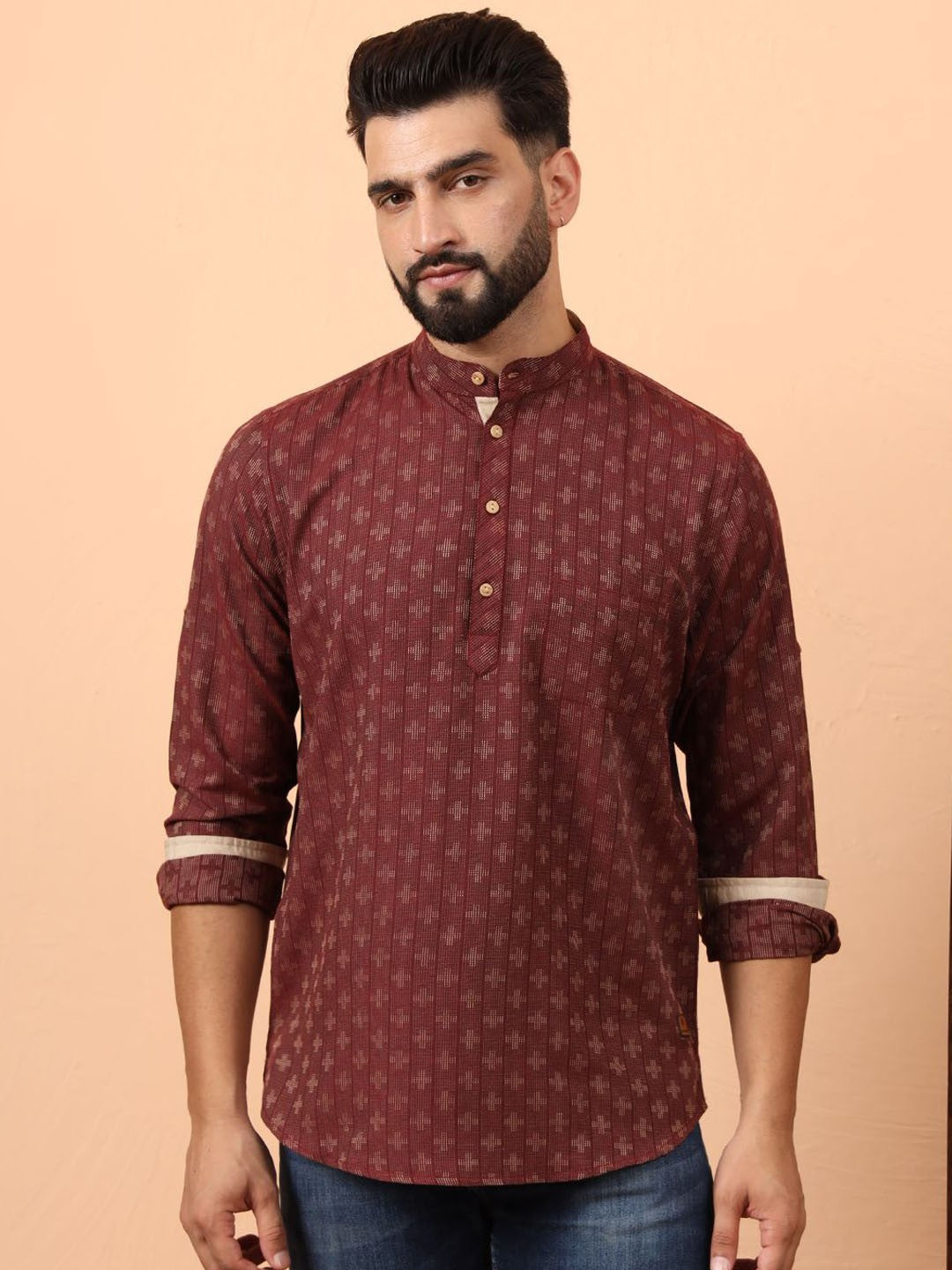 Geometric Woven Design Mandarin Collar Straight Short Kurta