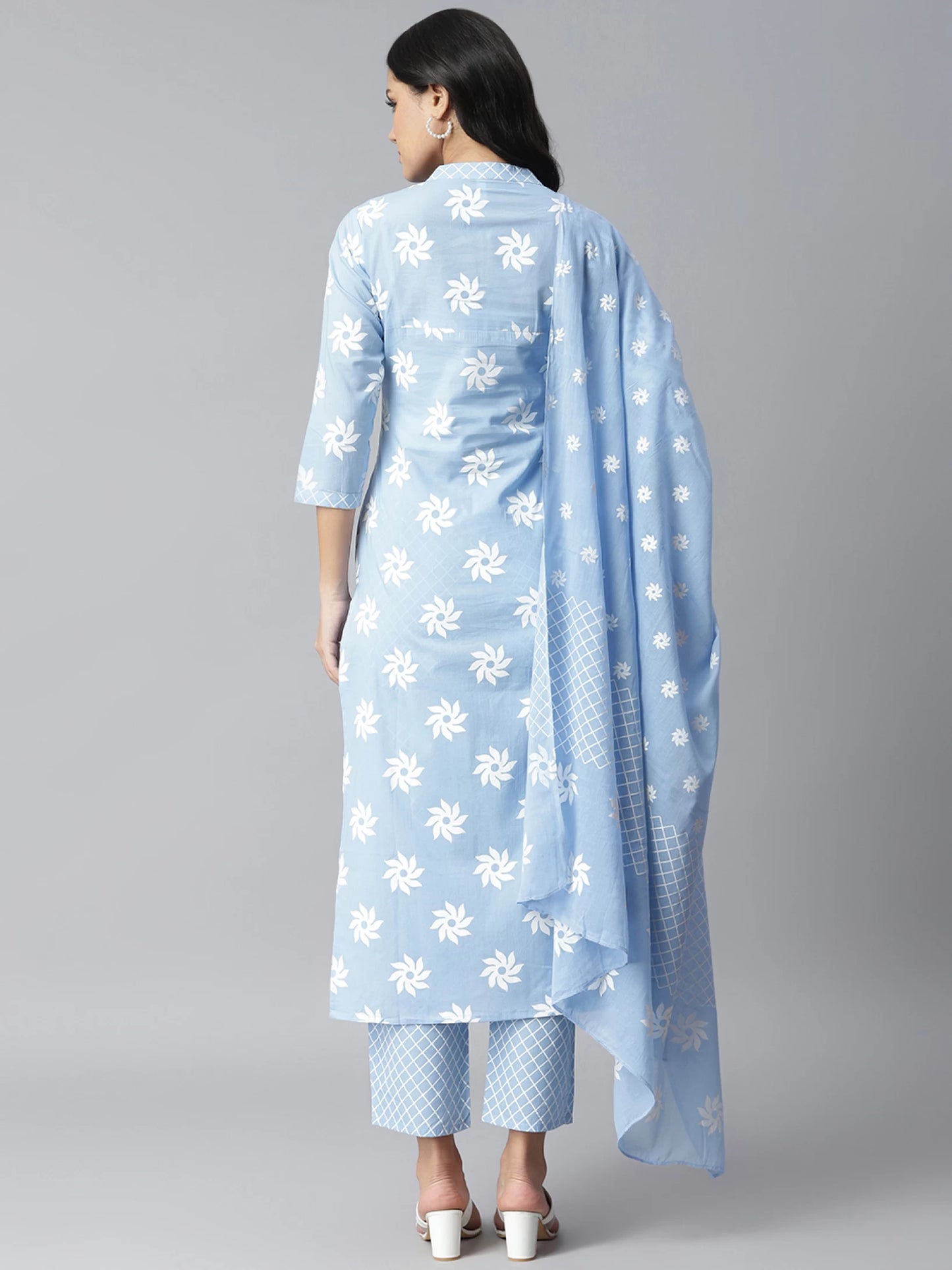 Women Cotton Blend Kurta Pant Set