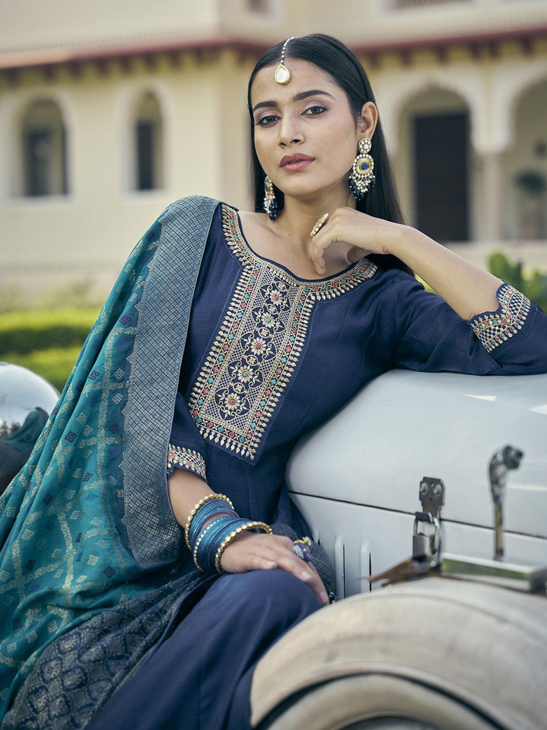 Women Floral Embroidered Pleated Sequinned Kurta with Trousers & With Dupatta