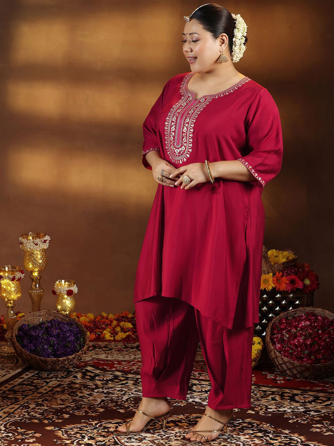 Women Plus Size Floral Yoke Design Sequined Kurta Trousers Dupatta