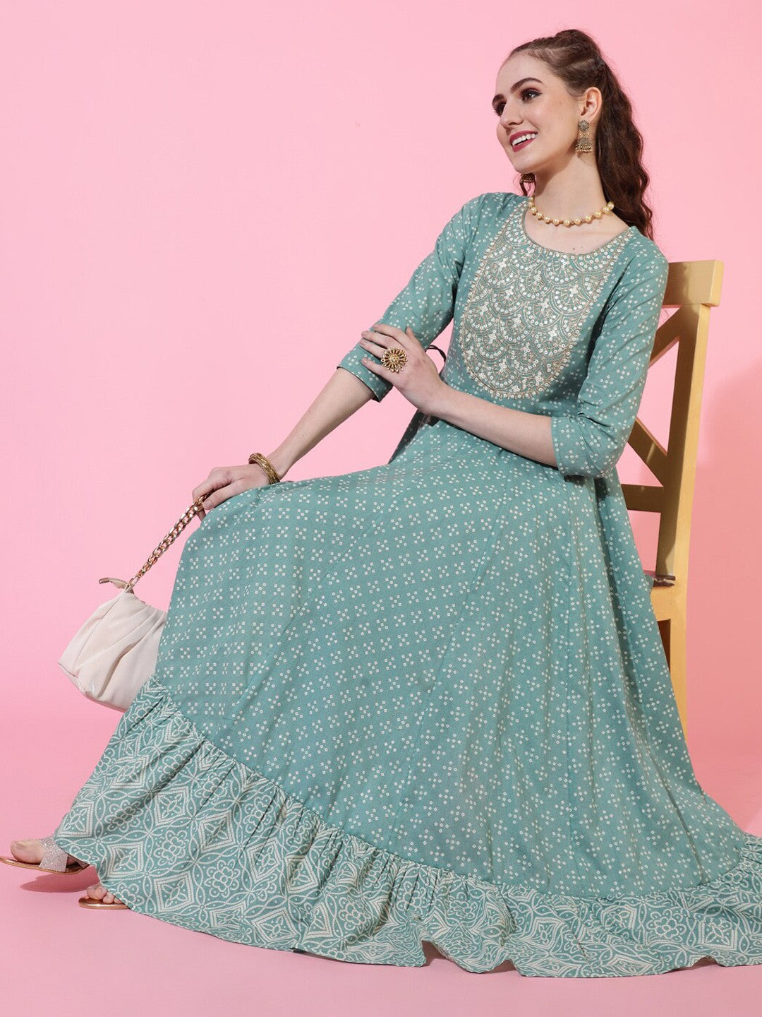 Paisley Keyhole Neck Flared Sleeves Sequinned Anarkali Kurta