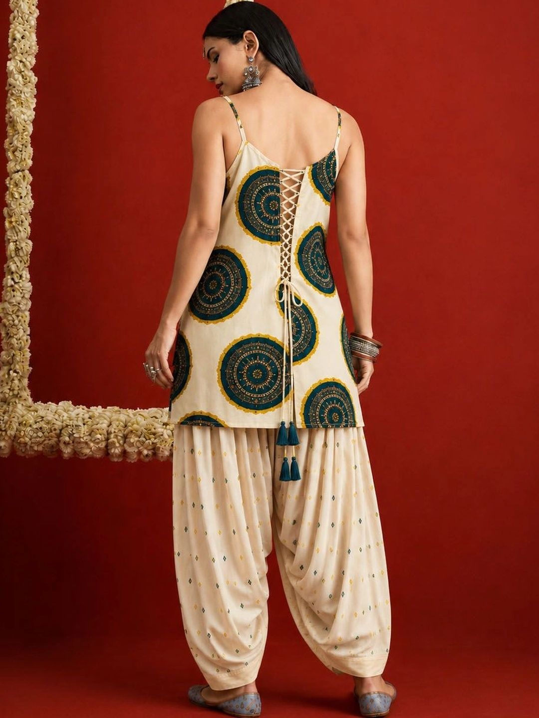 Women's Teal Bandhej Printed Pure Cotton Staright Short Kurti With Farshi Salwar