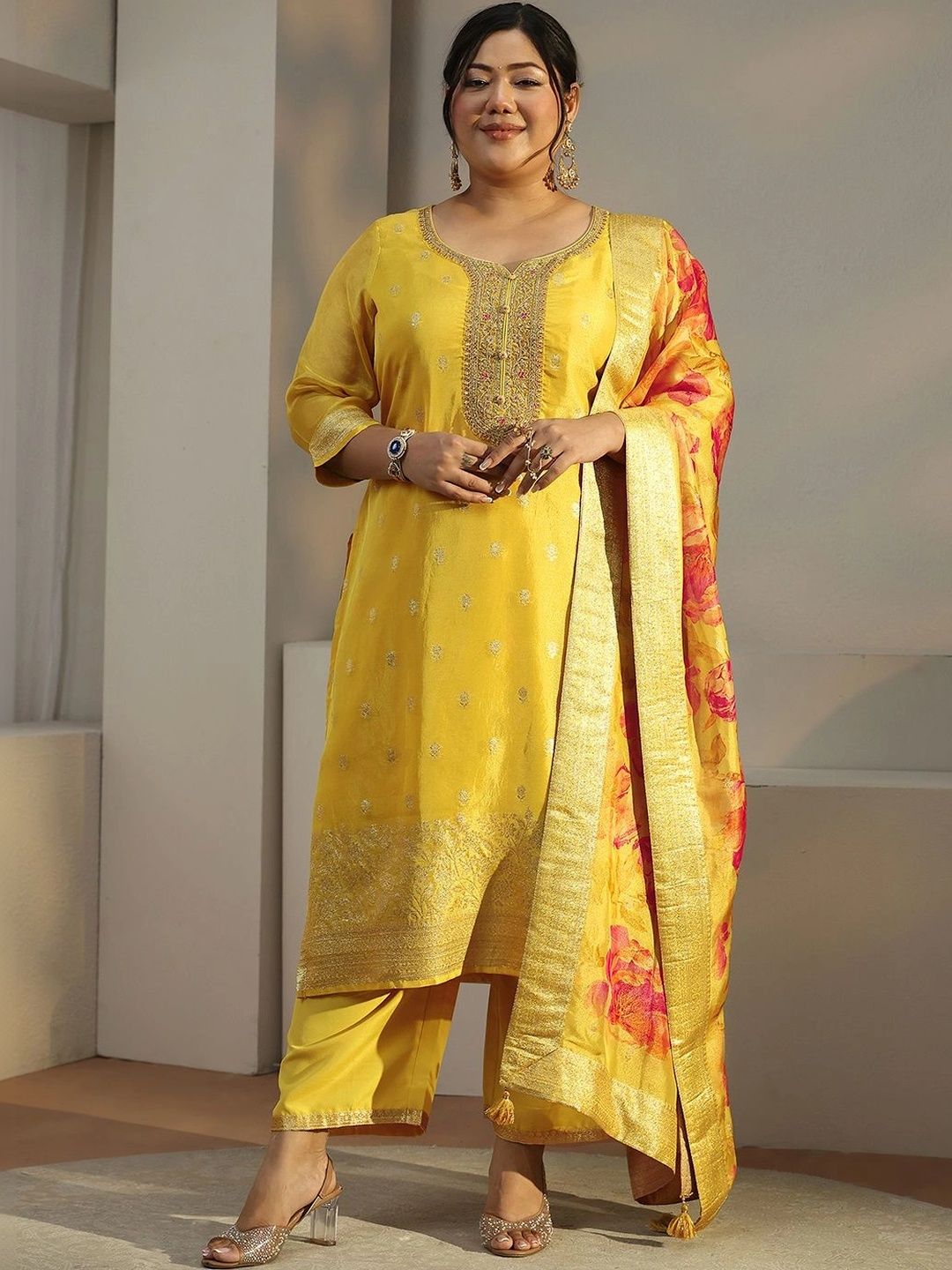 Women Ethnic Motifs Embroidered Regular Chanderi Silk Kurta with Trousers & With Dupatta