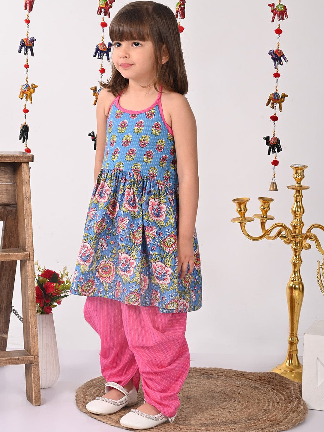 Girls halter Neck Floral Printed Pure Cotton Sleeveless Kurta Sets