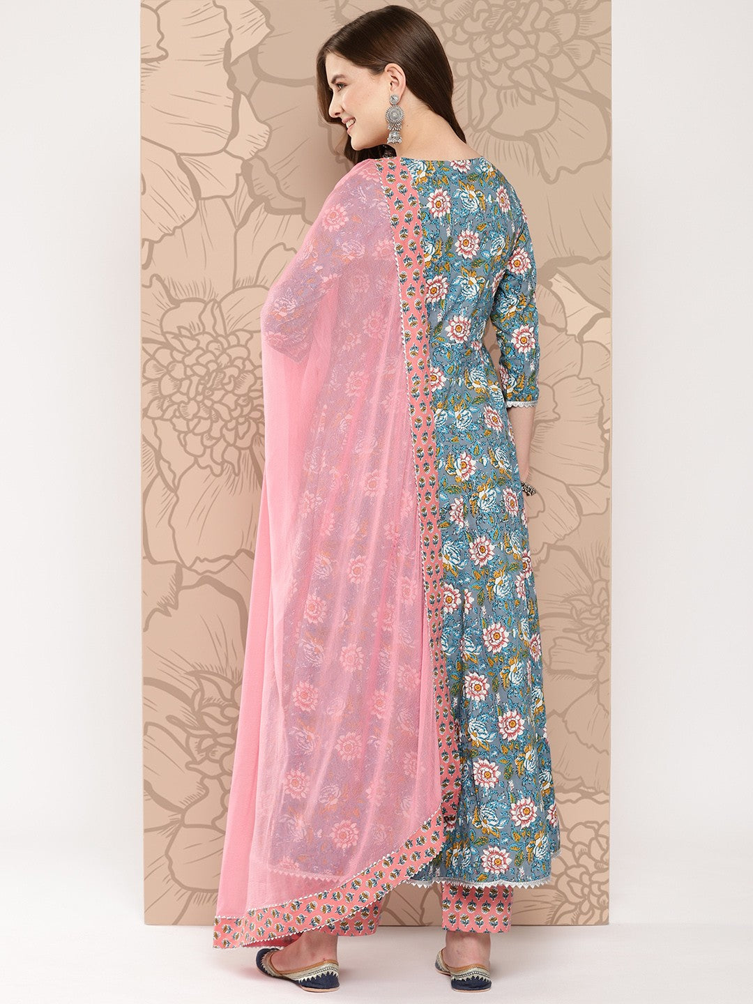 Women Floral Printed Gotta Patti Pure Cotton Kurta with Palazzos & With Dupatta