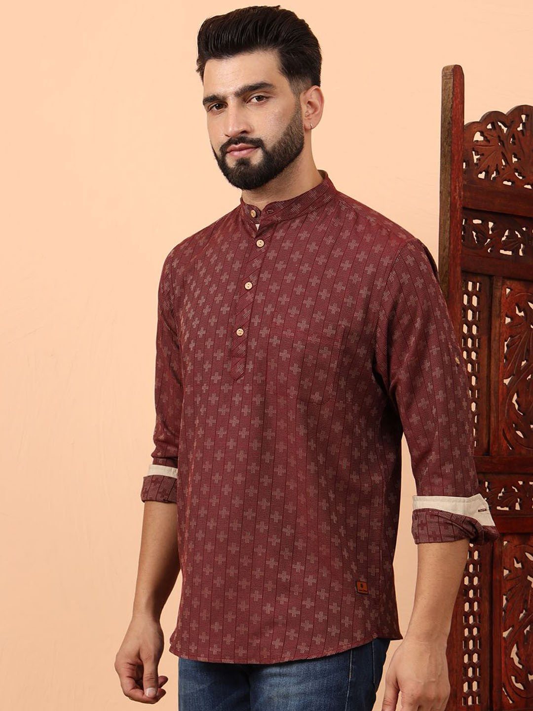 Geometric Woven Design Mandarin Collar Straight Short Kurta
