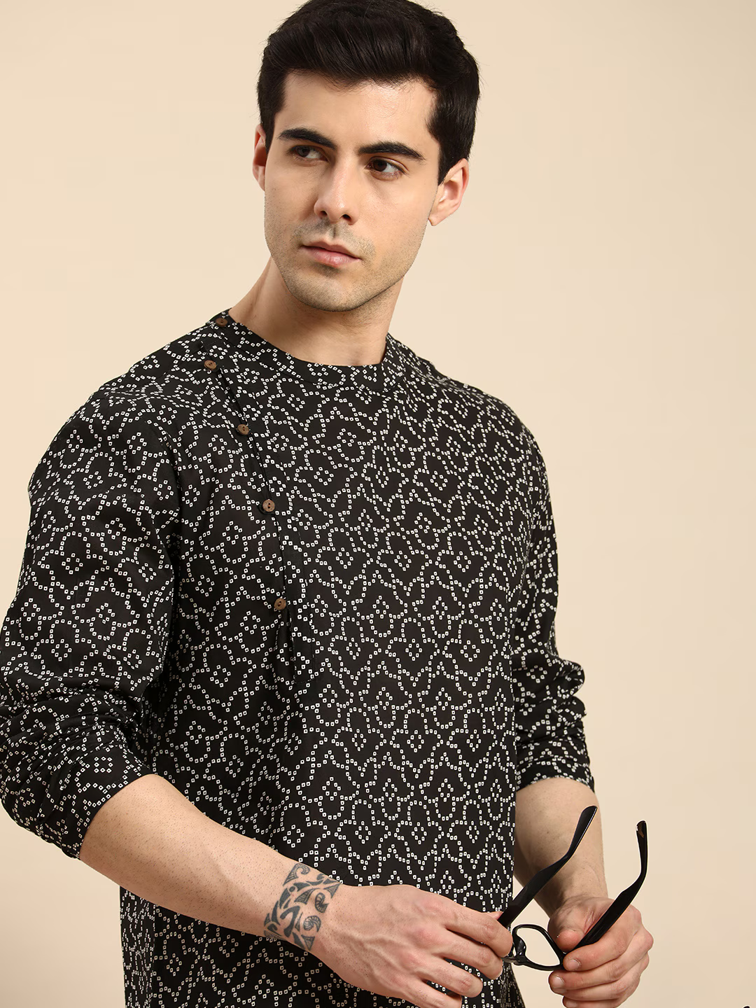 Men Pure Cotton Bandhani Printed Angrakha Kurta