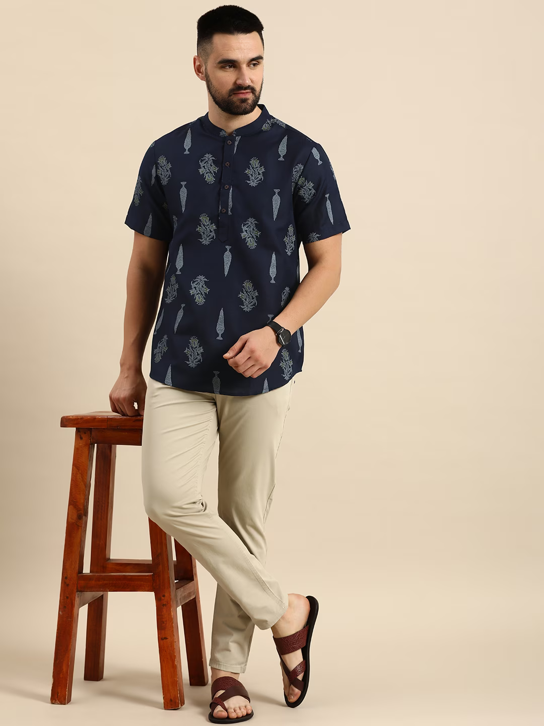 Mandarin Collar Ethnic Motifs Printed Short Kurta