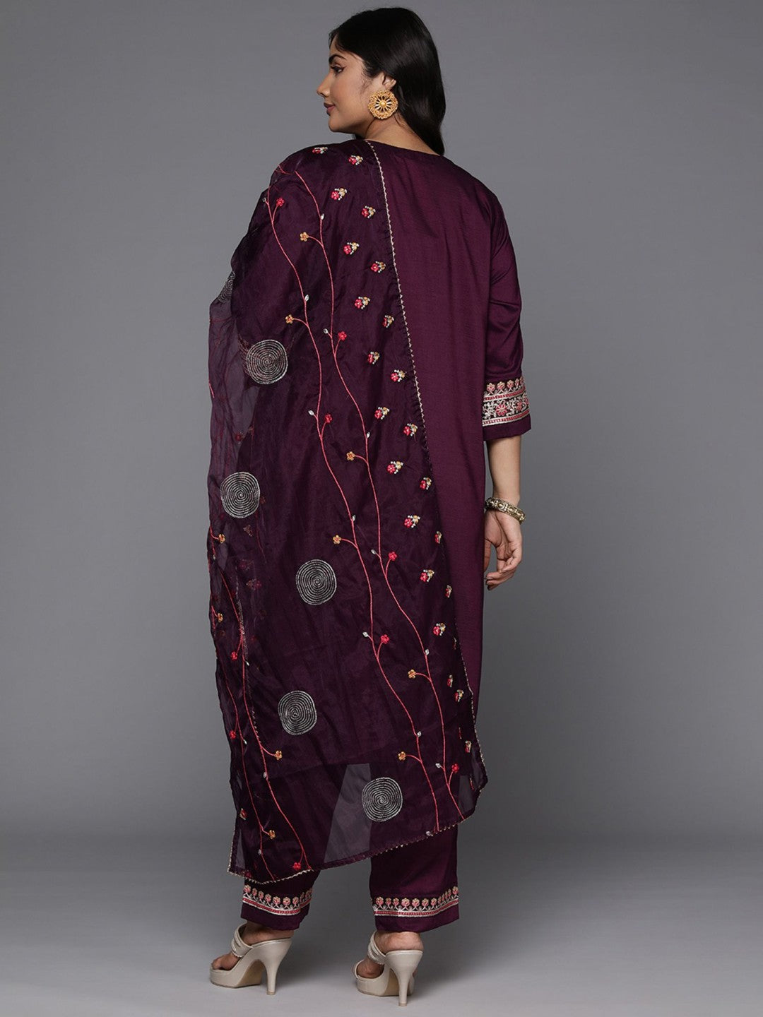 Plus Size Floral Embroidered Embellished Straight Kurta with Trouser And Dupatta