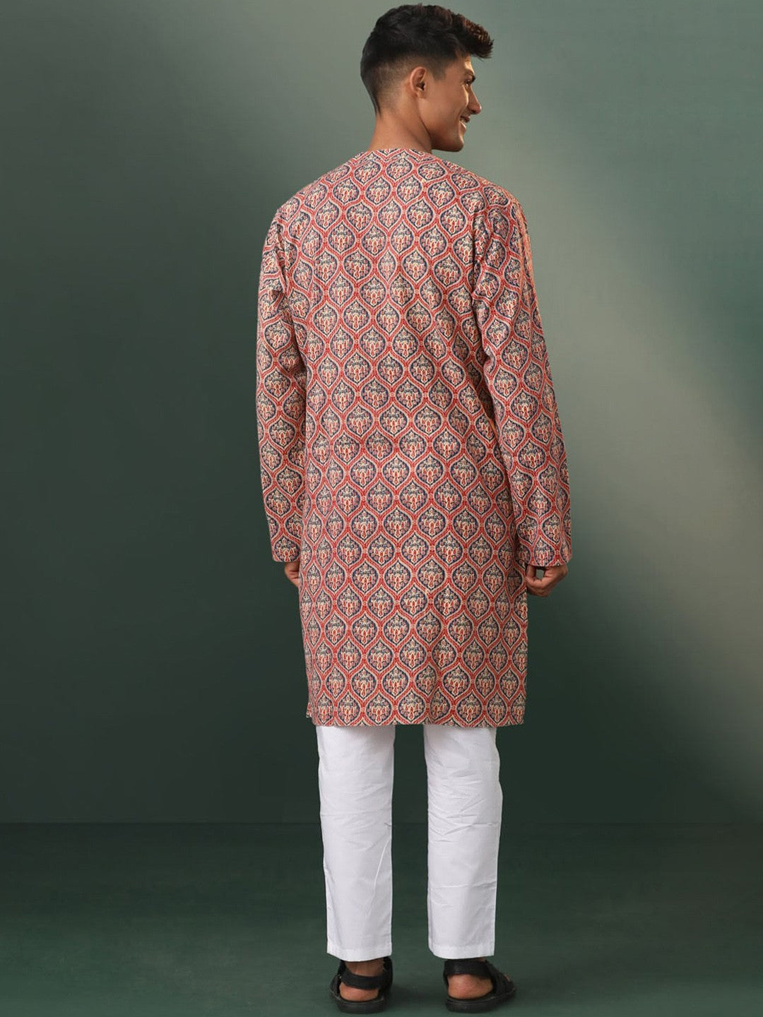 Floral Printed Mandarin Collar Long Sleeves Kurta with Pyjamas