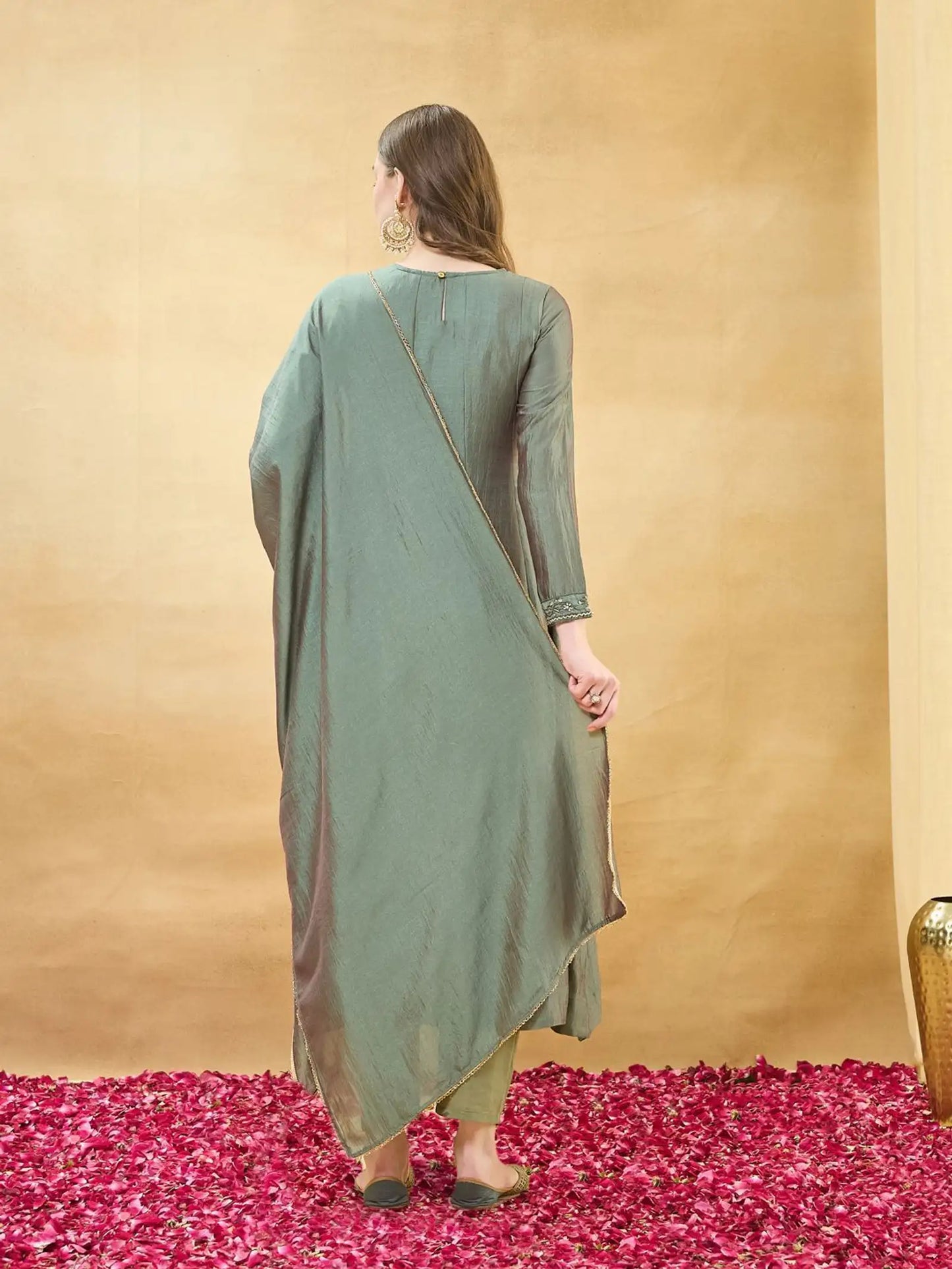 Women Pure Silk Kurta Pant Dupatta Set