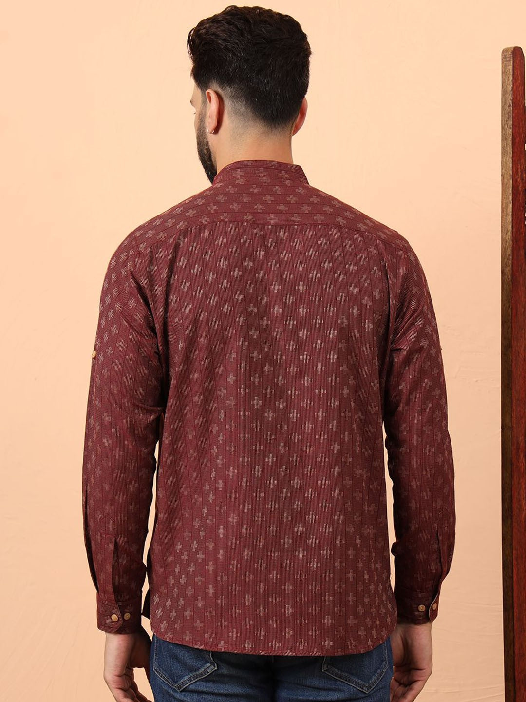 Geometric Woven Design Mandarin Collar Straight Short Kurta