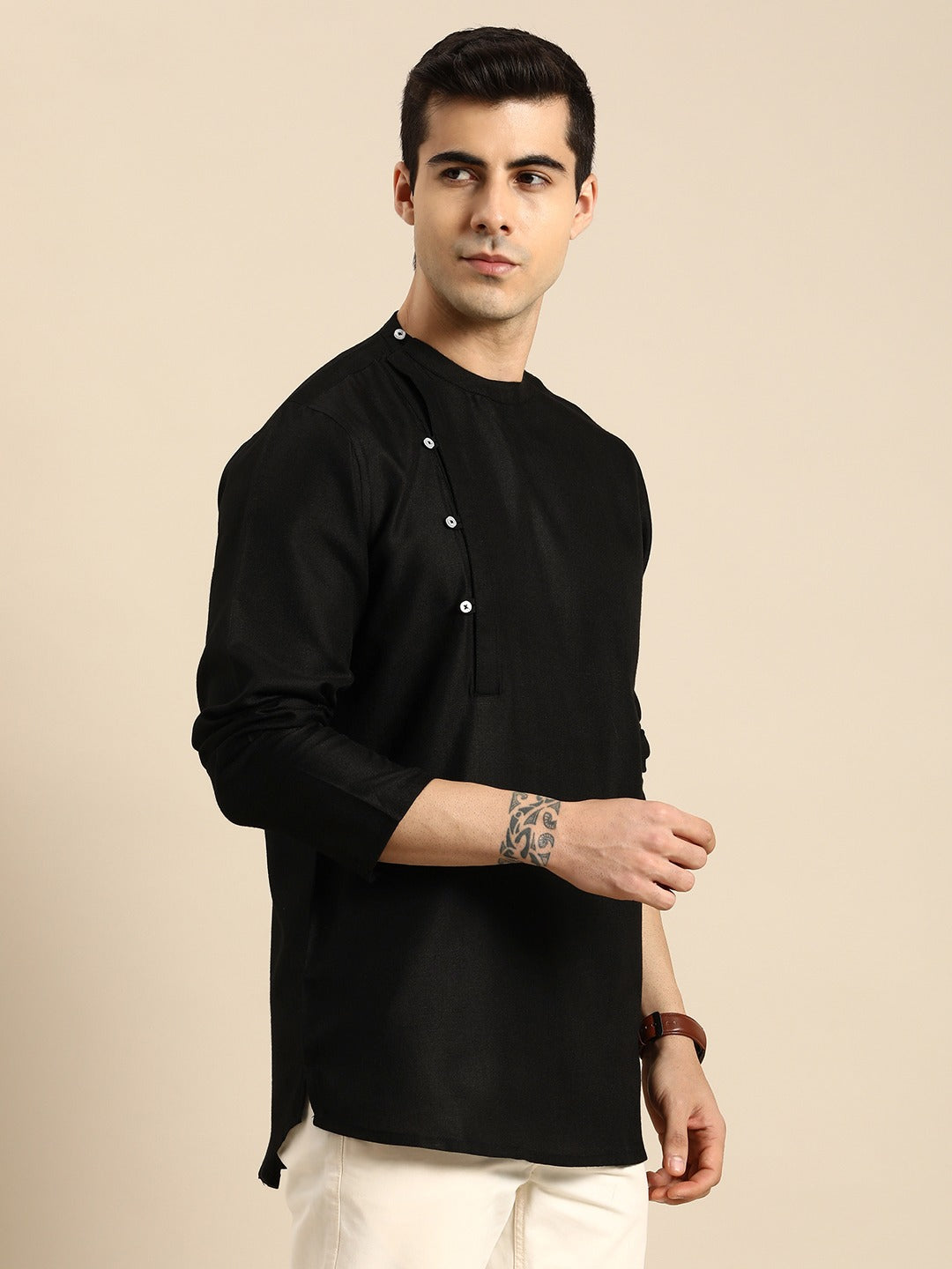 Men Black Solid Mandarin-Collar Angrakha Kurta