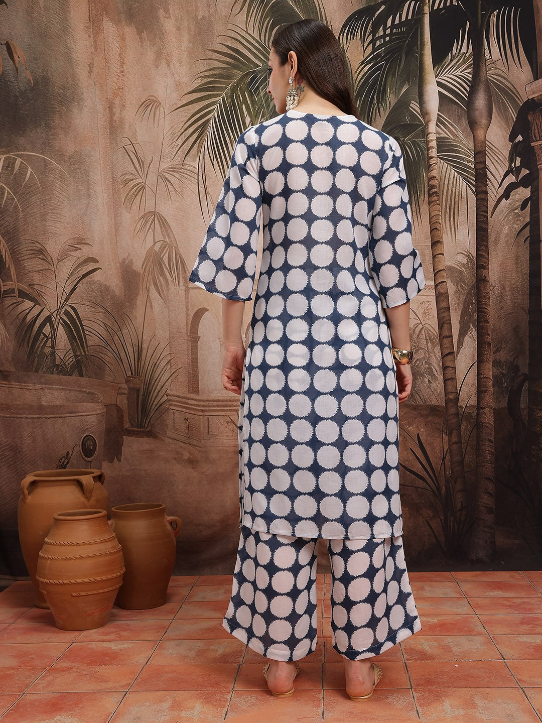 Women Printed Regular Thread Work Kurta with Palazzos