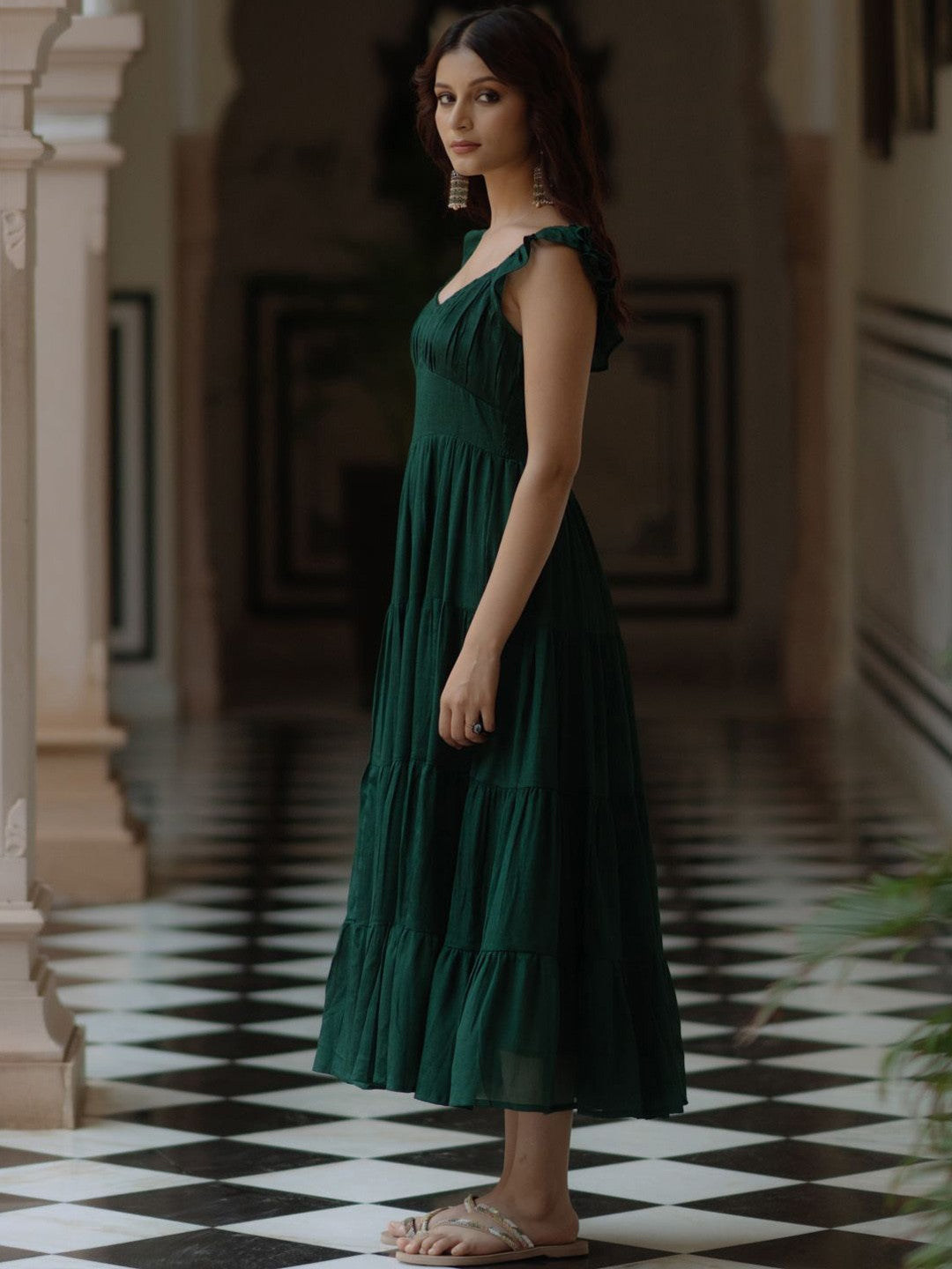 Women Flared Sleevesless Midi Ethnic Dresses