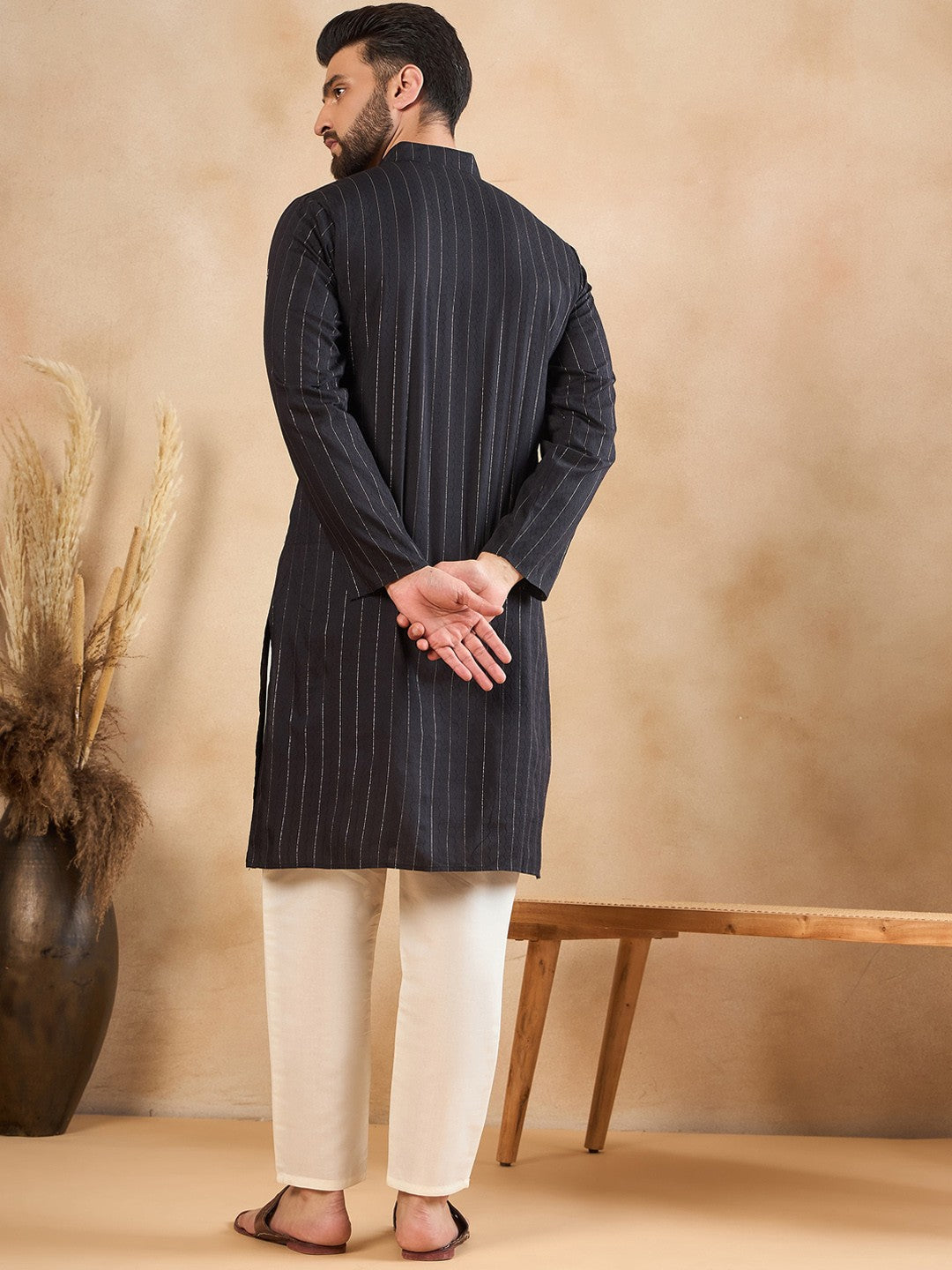 Men Thread Work Kurta