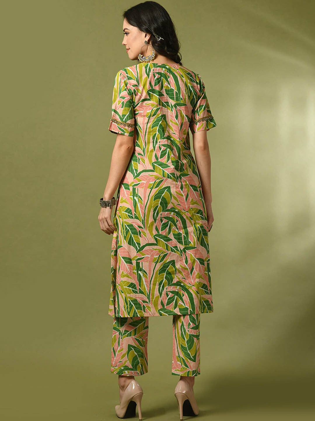 Floral Printed Beads & Stone Pure Cotton Straight Kurta & Trousers