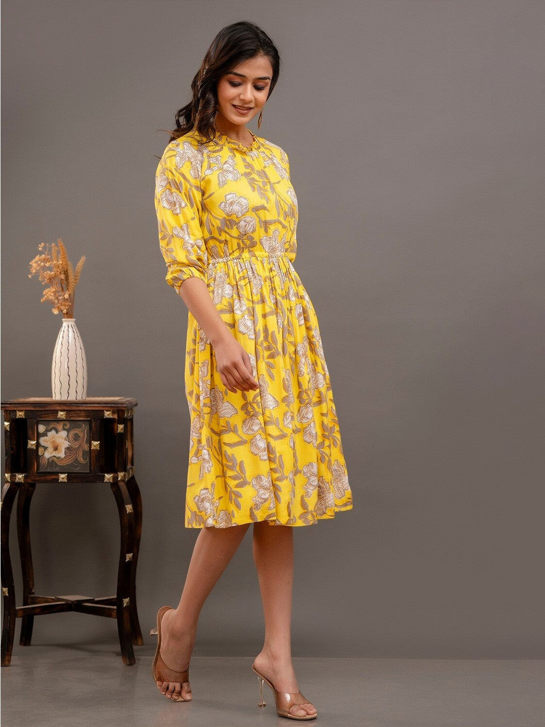 Floral Printed Puff Sleeve Empire Dress