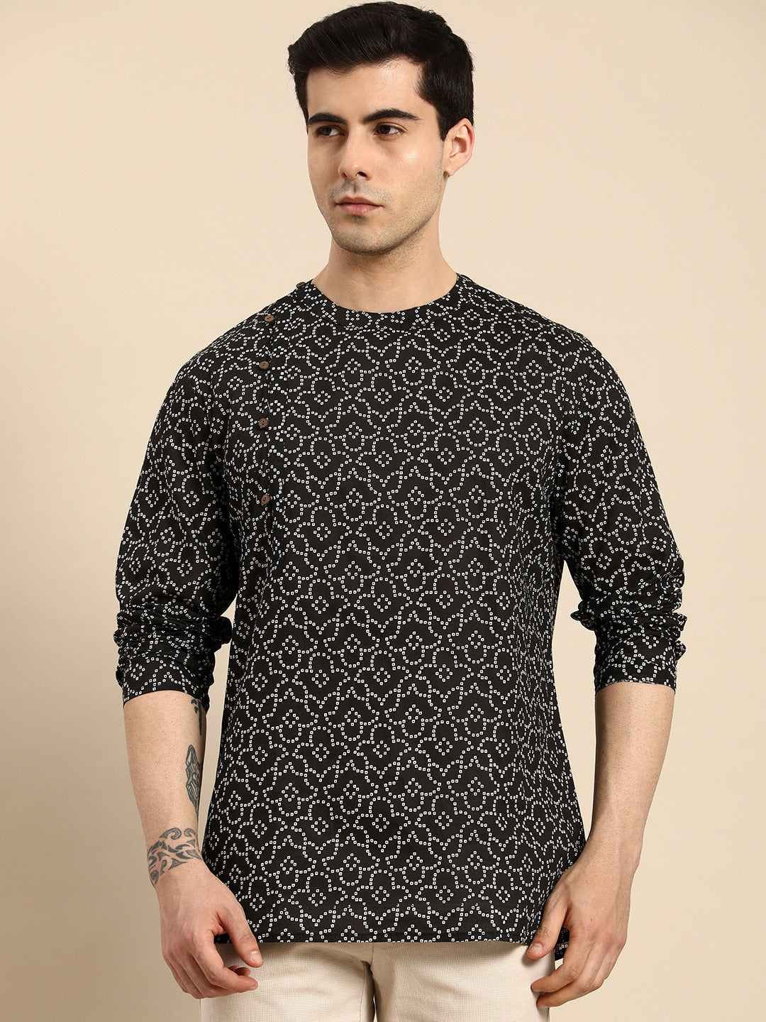 Men Pure Cotton Bandhani Printed Angrakha Kurta