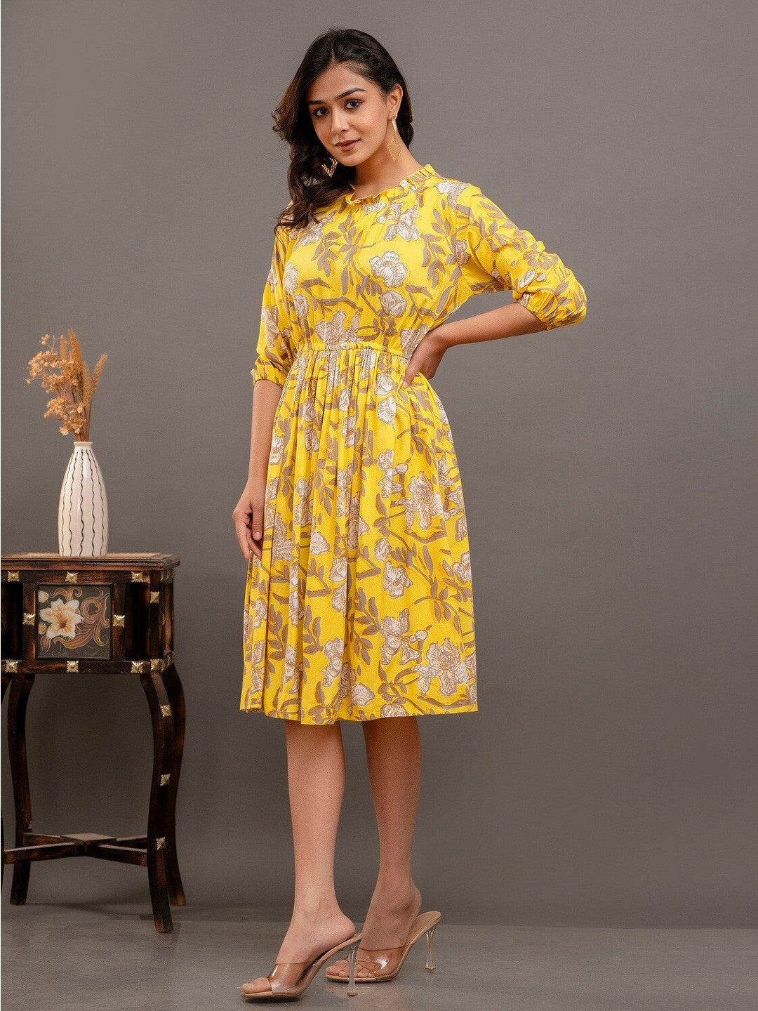 Floral Printed Puff Sleeve Empire Dress