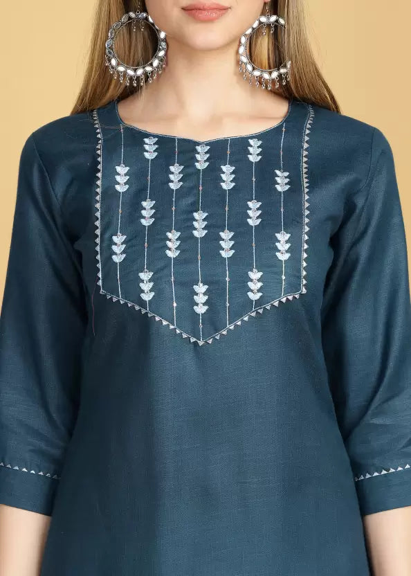 Women Cotton Blend Kurti Pant Dupatta Set
