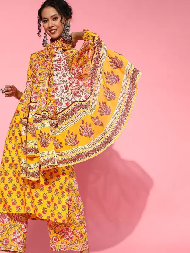 Women Cotton Blend Kurta and Palazzo Set