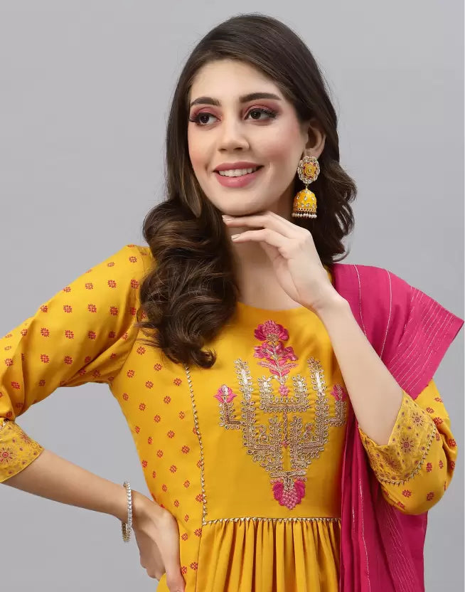 Women Kurta Pant And Dupatta Set Cotton Rayon