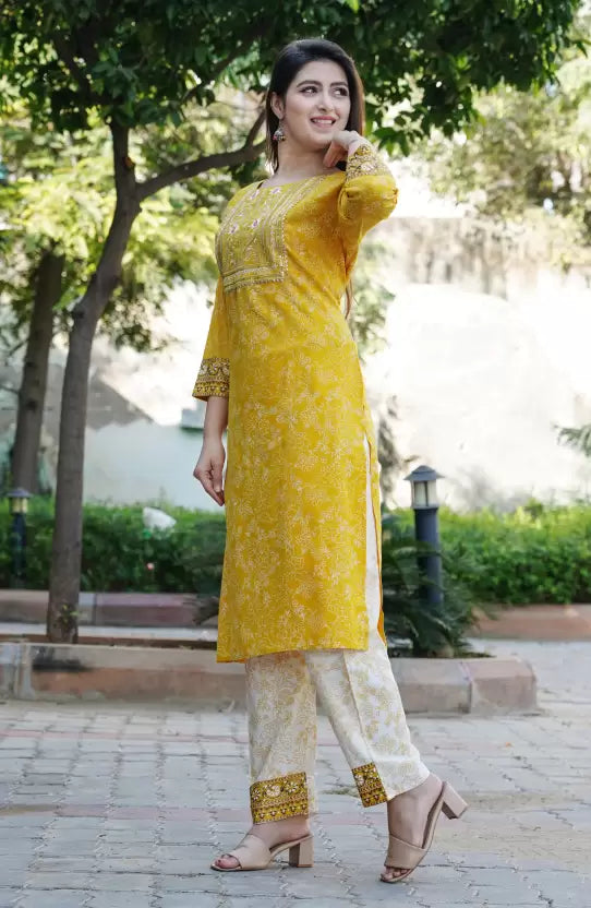 Women Kurta and Pant Set Viscose Rayon