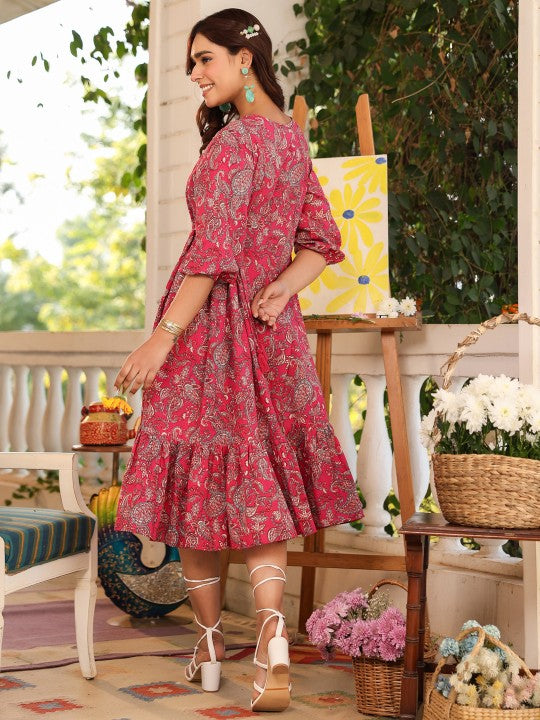 Women Pink Pure Cotton Floral Printed Tiered Dress