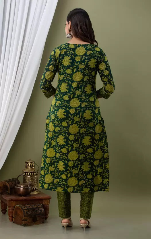 Women Pure Cotton Kurta Pyjama & Dupatta Set