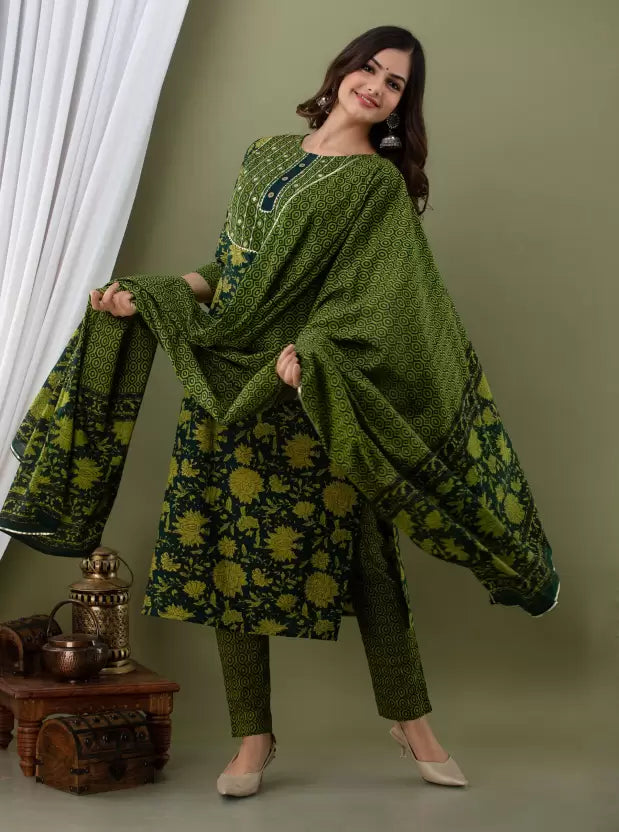 Women Pure Cotton Kurta Pyjama & Dupatta Set