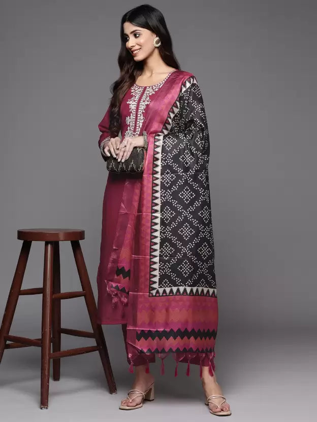 Women Silk Blend Kurta Pant And Dupatta Set