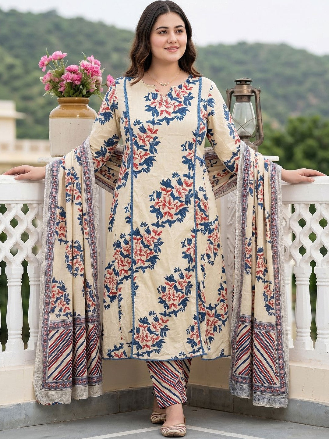 Women Floral Printed Regular Pure Cotton Kurta with Trousers & With Dupatta