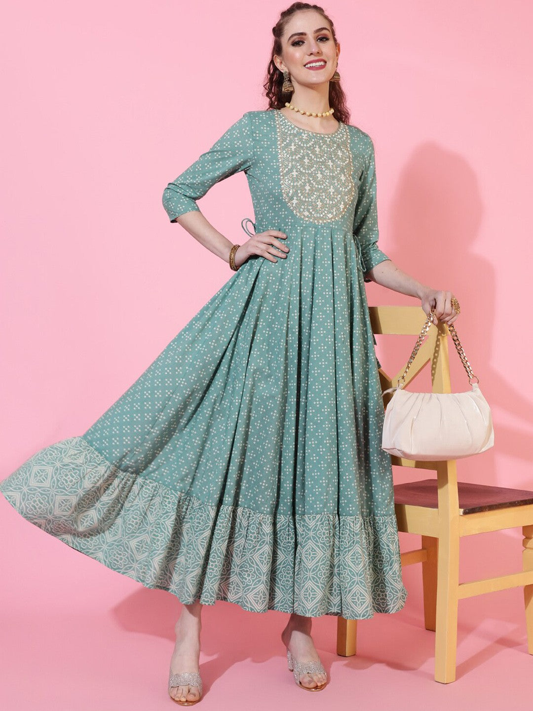 Paisley Keyhole Neck Flared Sleeves Sequinned Anarkali Kurta
