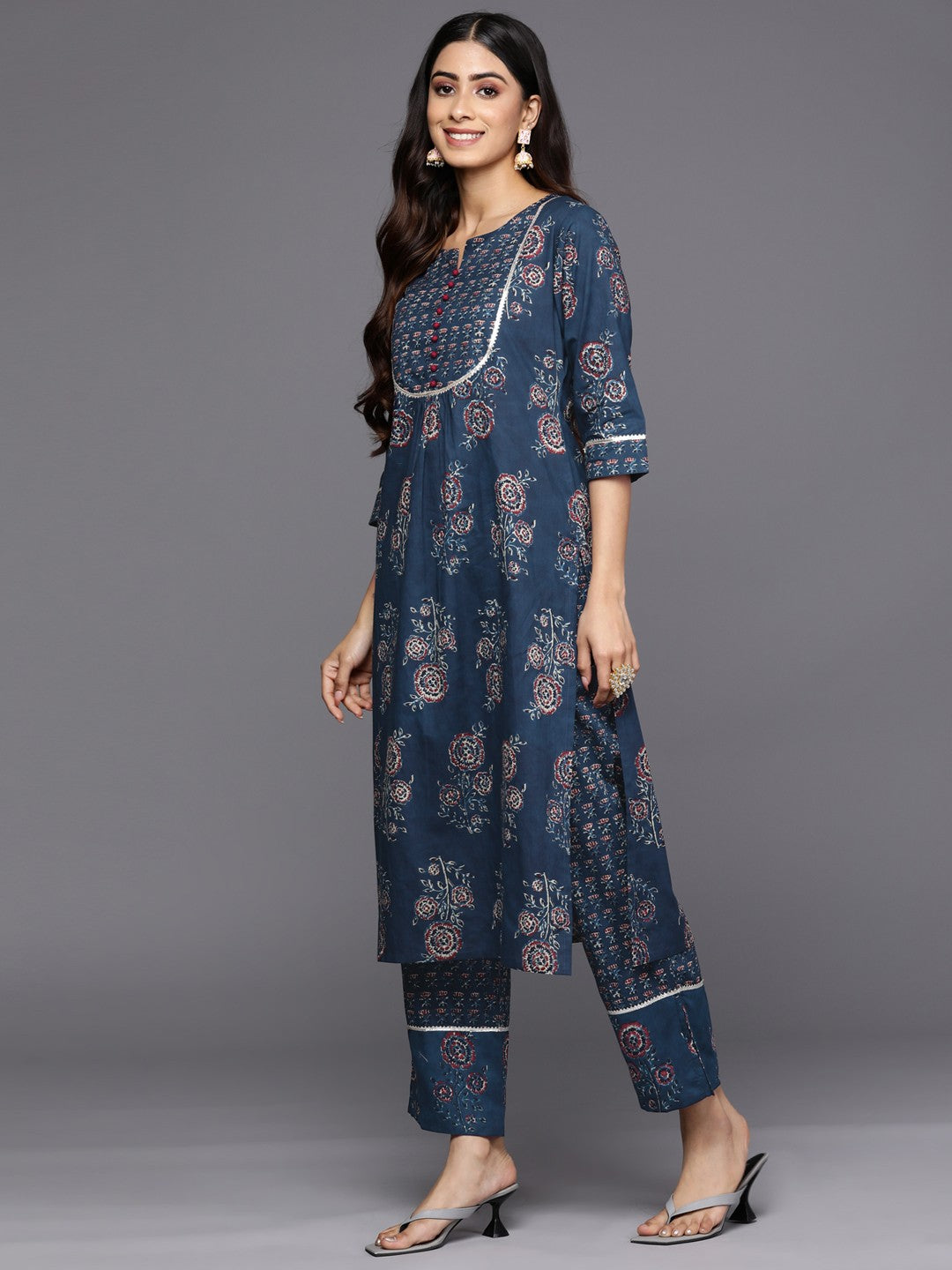 Women Blue Floral Printed Gotta Patti Pure Cotton Kurta with Trousers