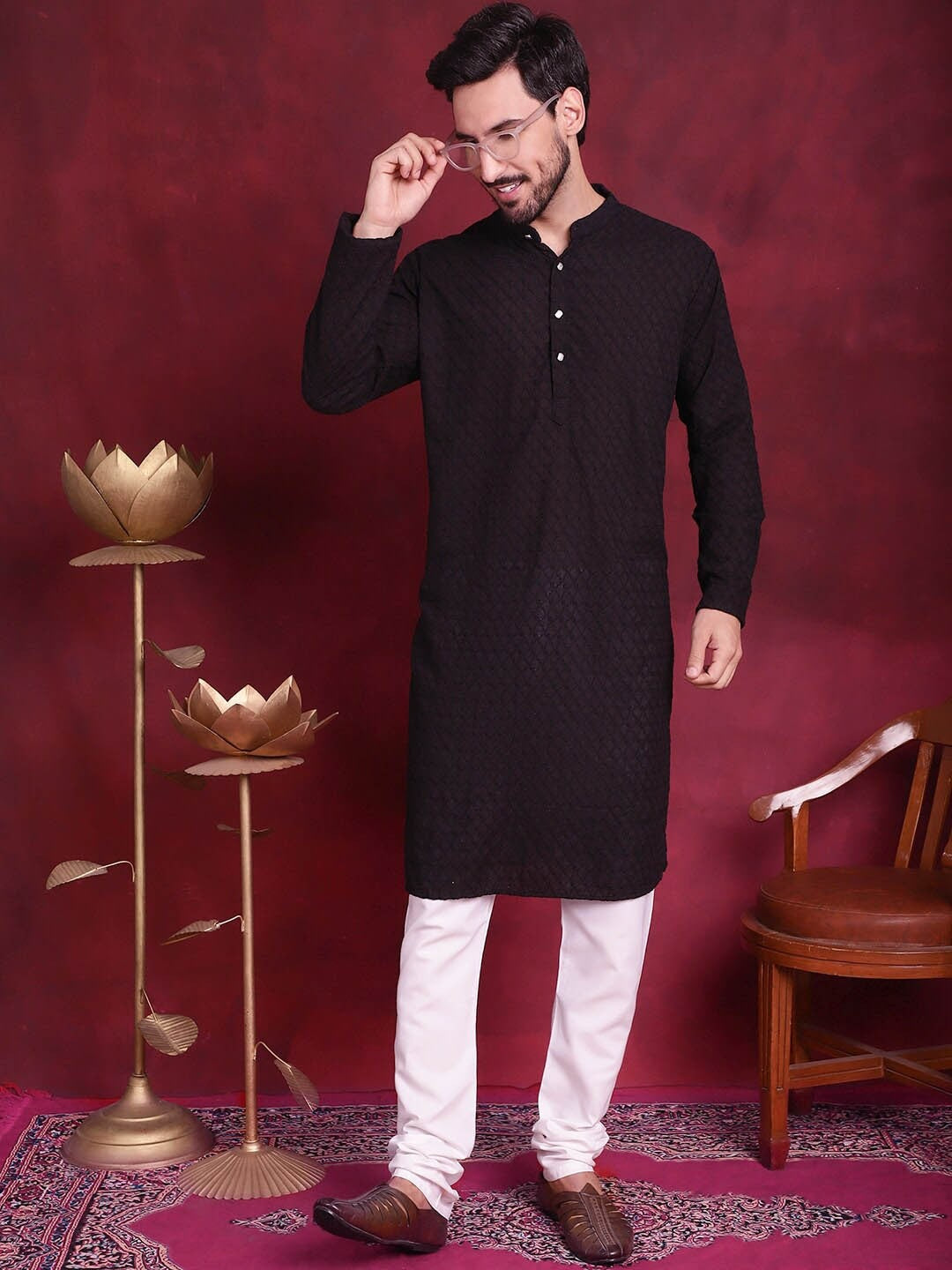Ethnic Motifs Embroidered Chikankari Pure Cotton Kurta with Pyjamas