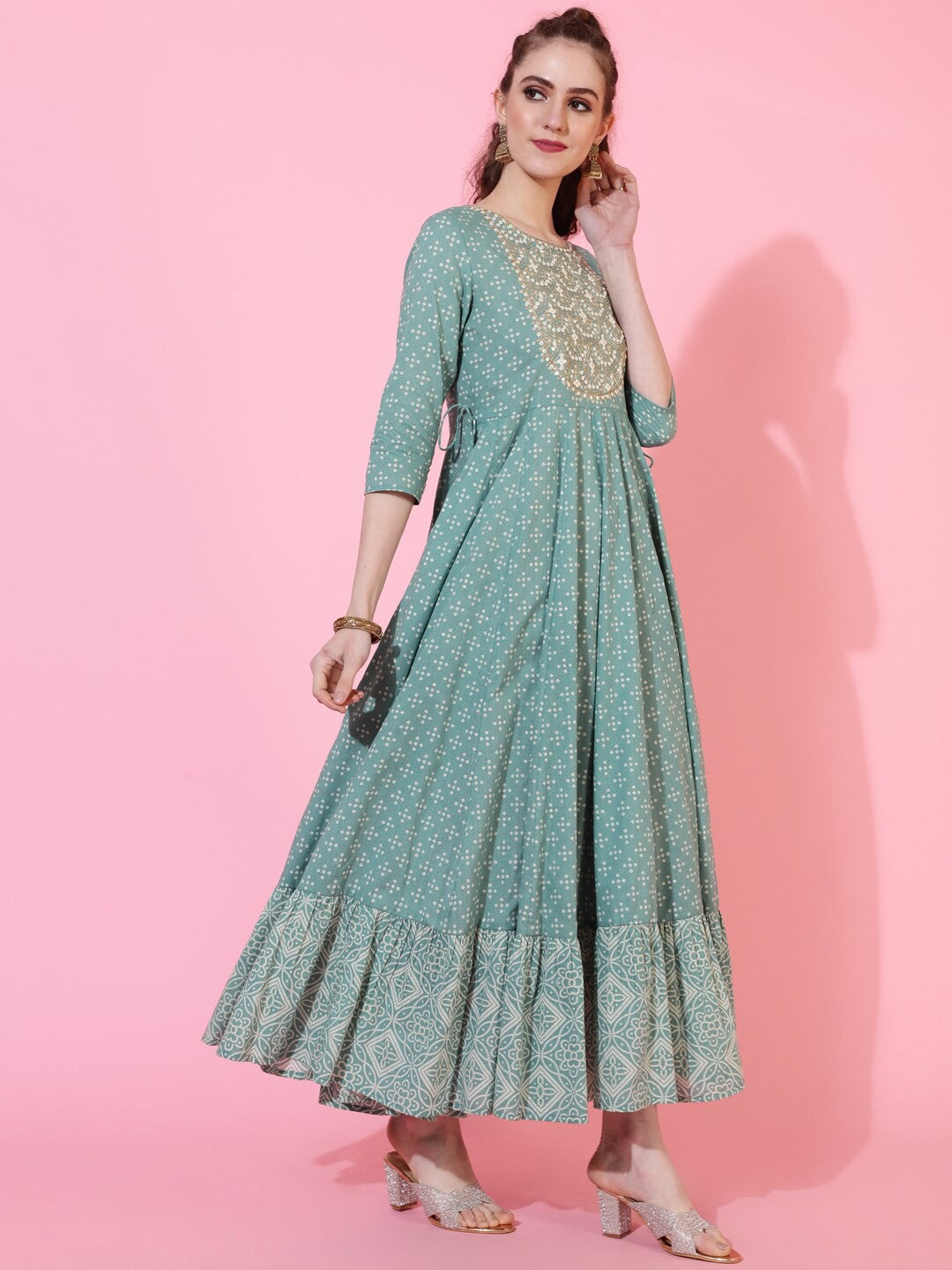 Paisley Keyhole Neck Flared Sleeves Sequinned Anarkali Kurta