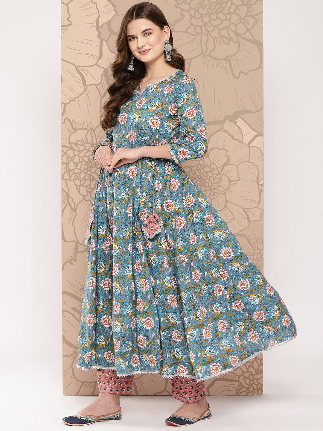 Women Floral Printed Gotta Patti Pure Cotton Kurta with Palazzos & With Dupatta