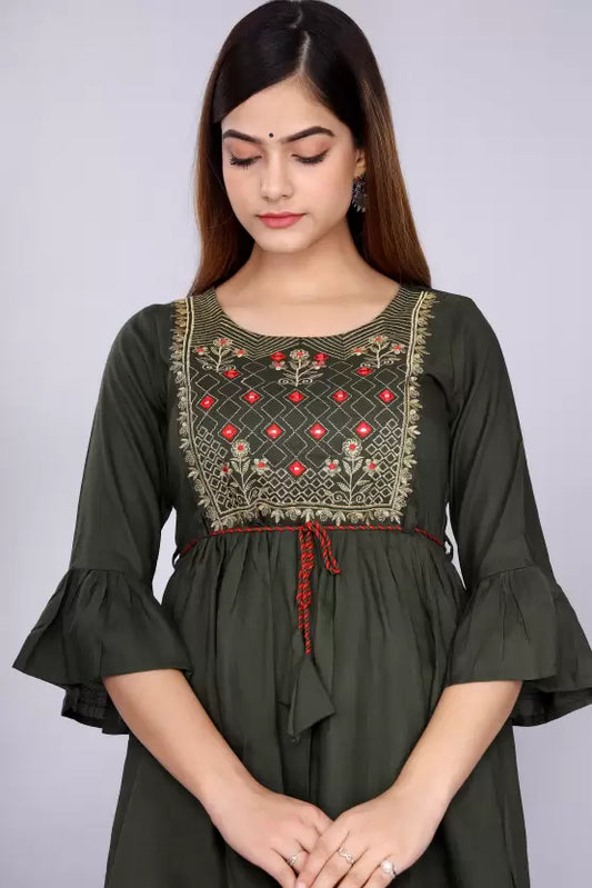 Casual Regular Sleeves Embroidered Women Green Top