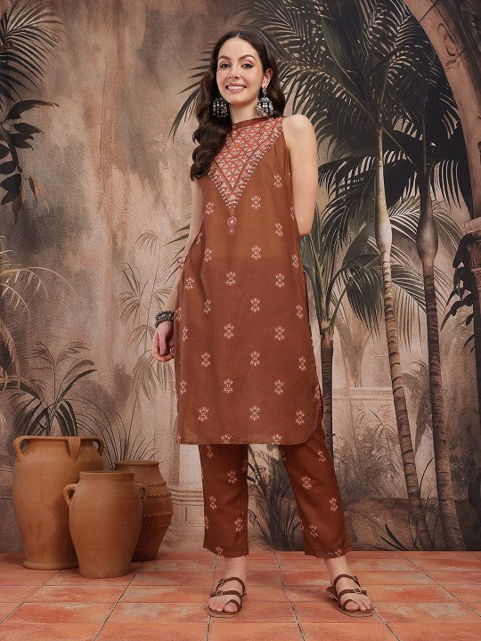 Floral Printed Regular Thread Work Pure Cotton Kurta with Trousers