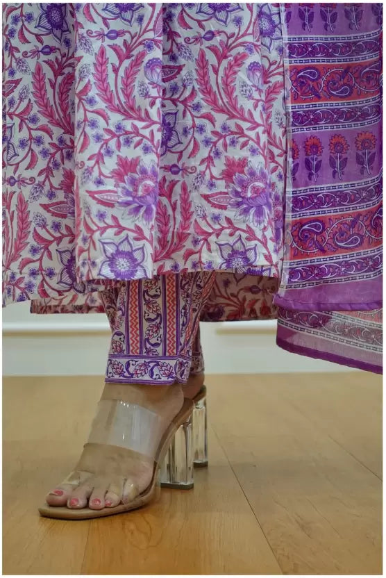 Women Purple Floral Pure Cotton Kurta and Pant Set
