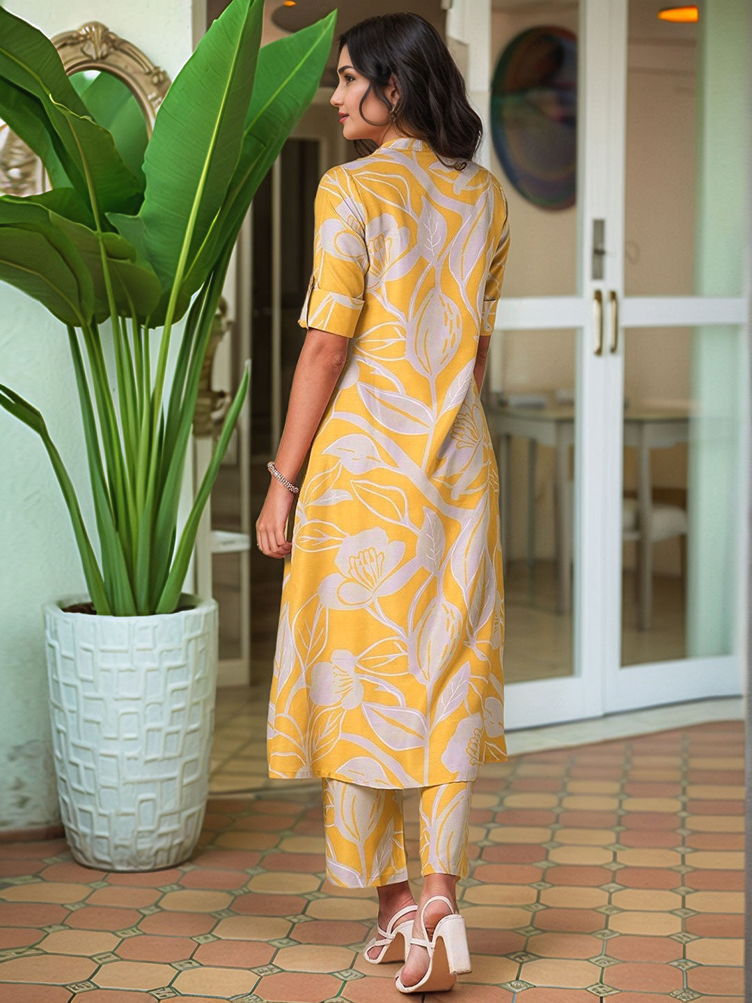 Women Floral Printed Kurta with Palazzo