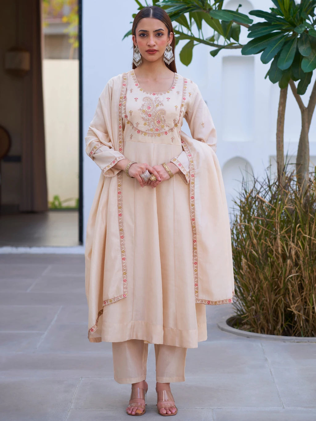 Women Silk Blend Kurta Pant Dupatta Set