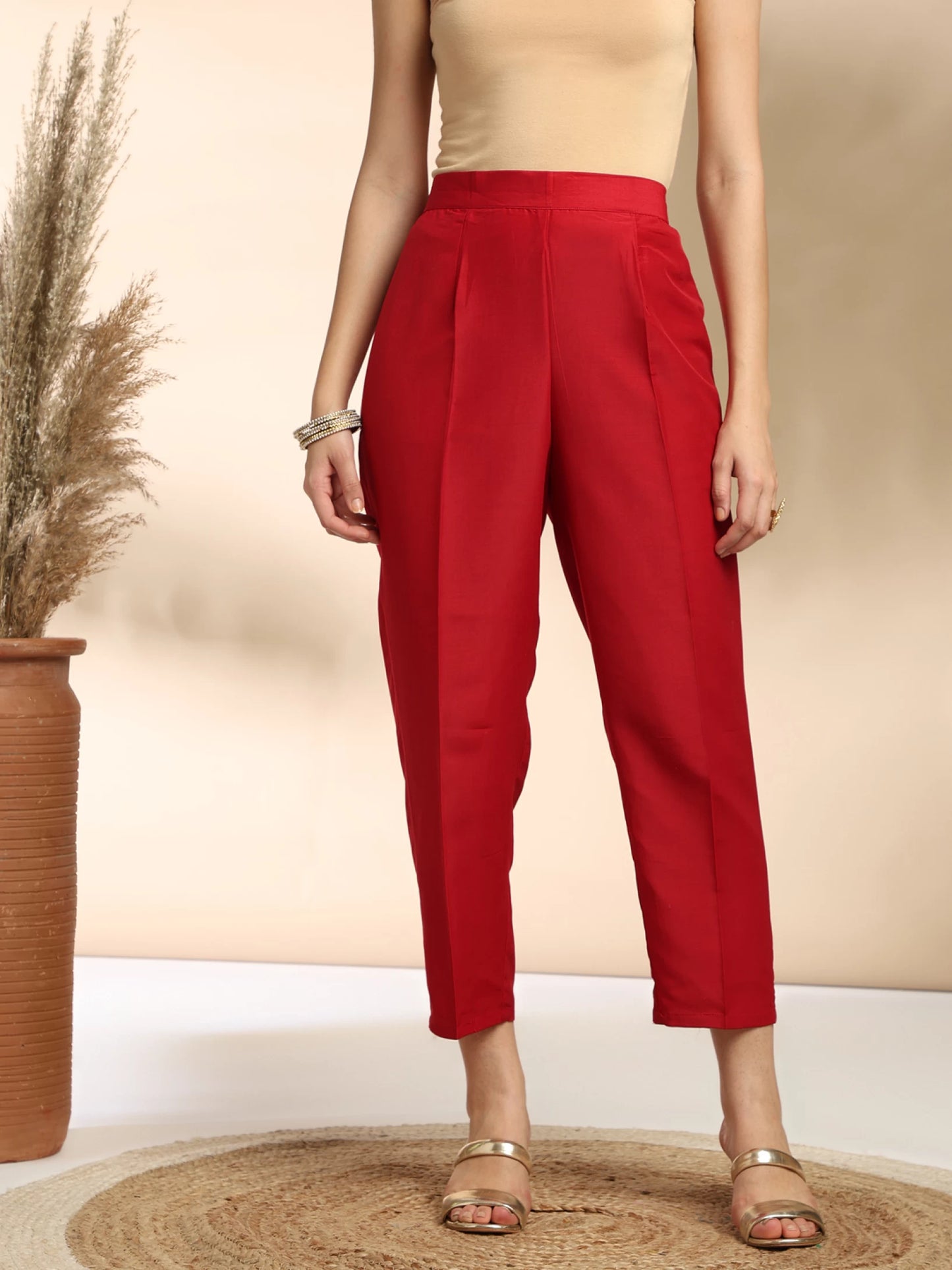 Women Silk Blend Kurta Pant Dupatta Set